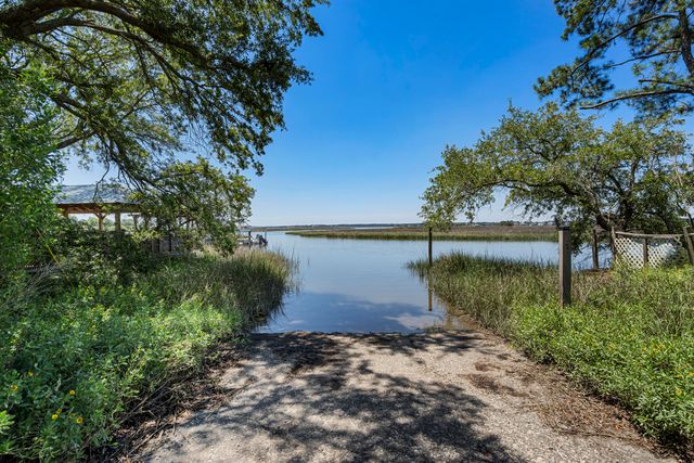 1846 Capri Drive, Charleston, SC 29407