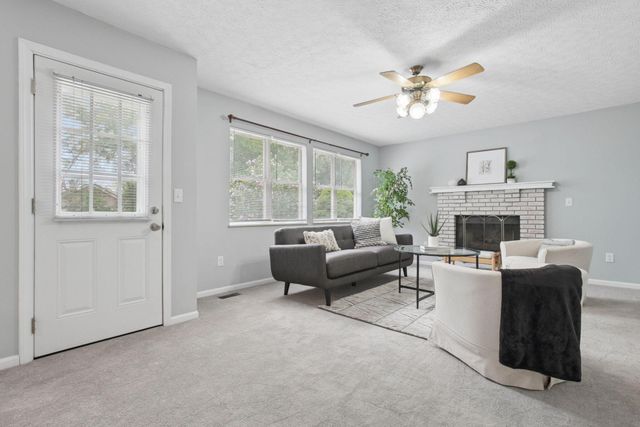 596 Ridenour Road, Columbus, OH 43230