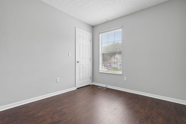 596 Ridenour Road, Columbus, OH 43230
