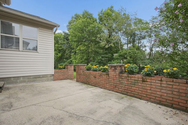 596 Ridenour Road, Columbus, OH 43230