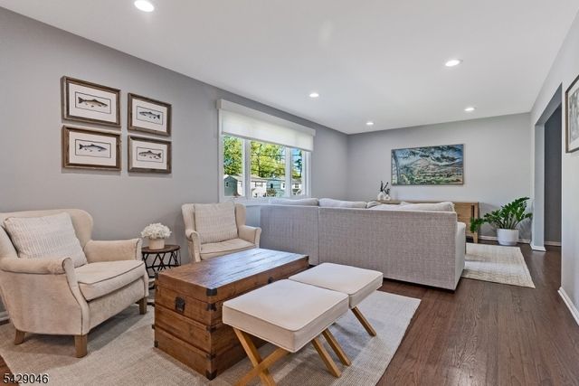 804 Coolidge St, Westfield Town, NJ 07090