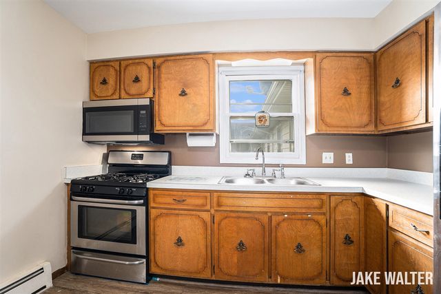 779 Andover Street, Kentwood, MI 49548