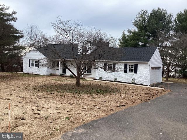 60 BUCKWALTER RD, Royersford, PA 19468