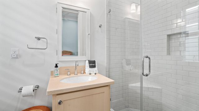 2614 E Seaside Drive, Galveston, TX 77550