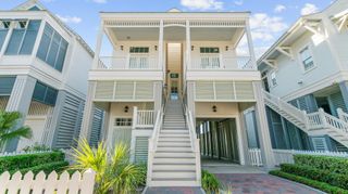 2614 E Seaside Drive, Galveston, TX 77550