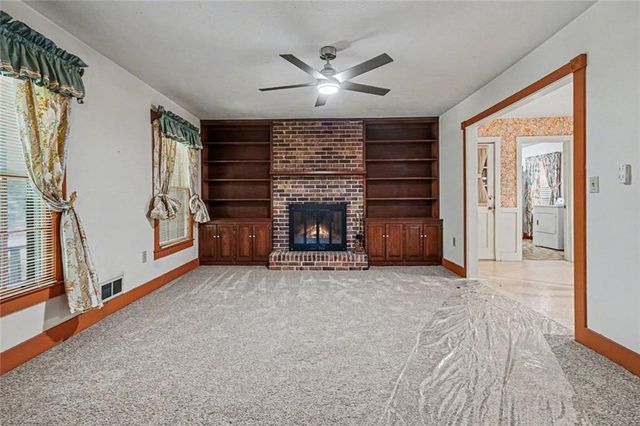 3642 Rainbow Circle SW, Snellville, GA 30039