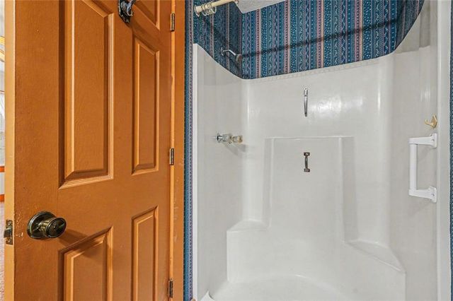 3642 Rainbow Circle SW, Snellville, GA 30039