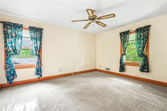 3642 Rainbow Circle SW, Snellville, GA 30039