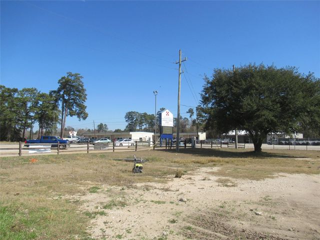 26205 Fm 2978 Road, Magnolia, TX 77354