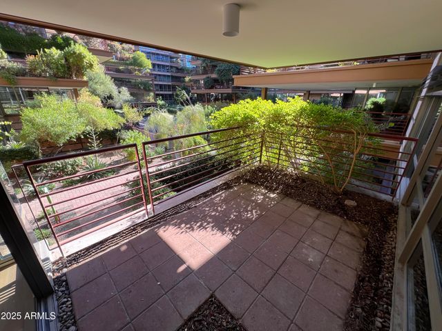 7121 E RANCHO VISTA Drive 2009, Scottsdale, AZ 85251