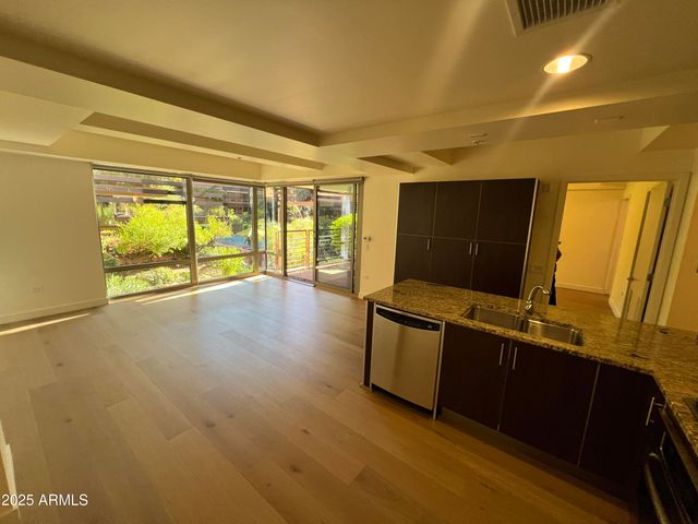 7121 E RANCHO VISTA Drive 2009, Scottsdale, AZ 85251