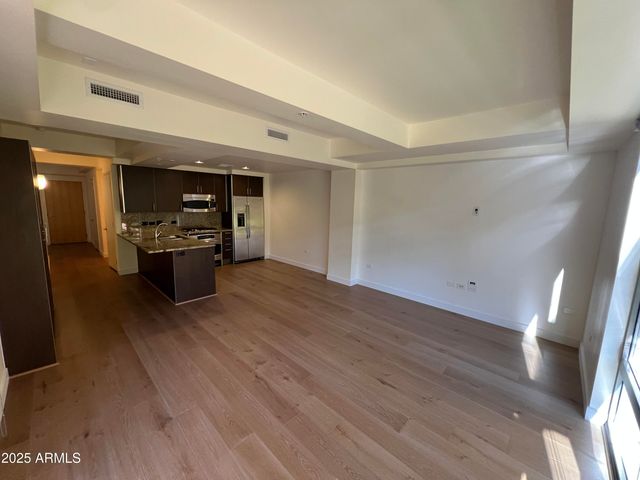 7121 E RANCHO VISTA Drive 2009, Scottsdale, AZ 85251