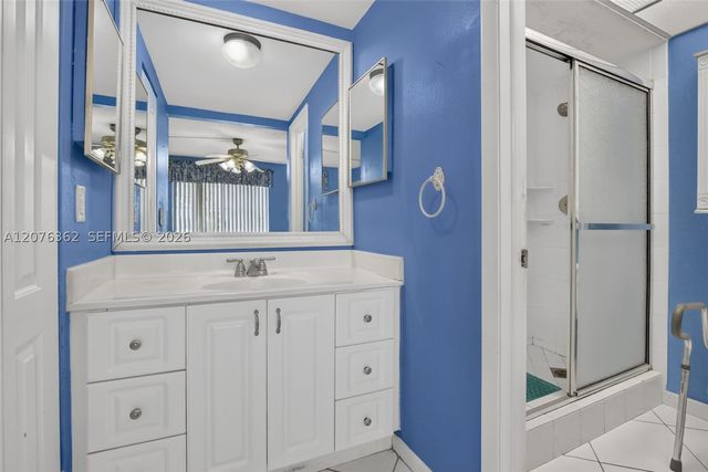 9721 Sunrise Lakes Blvd 102, Sunrise, FL 33322