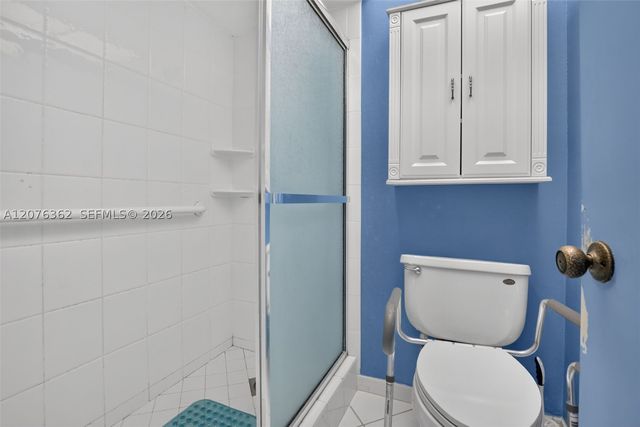 9721 Sunrise Lakes Blvd 102, Sunrise, FL 33322