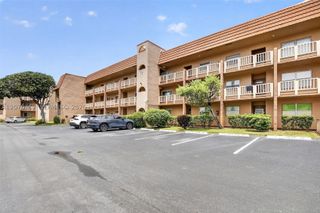 9721 Sunrise Lakes Blvd 102, Sunrise, FL 33322