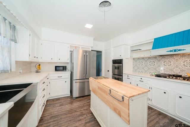 702 El Paso St., Jacksonville, TX 75766