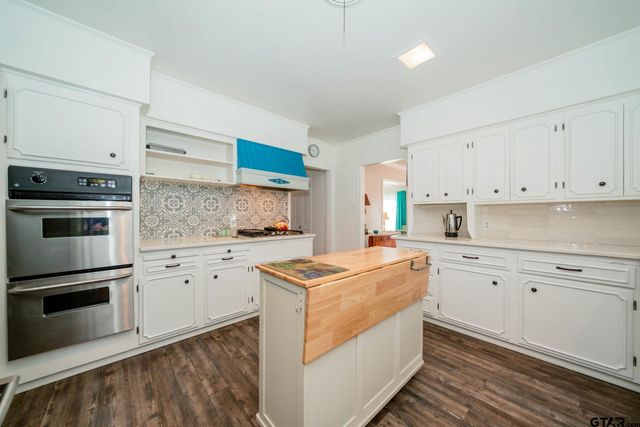 702 El Paso St., Jacksonville, TX 75766
