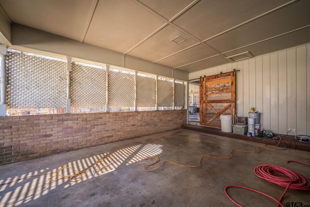 702 El Paso St., Jacksonville, TX 75766