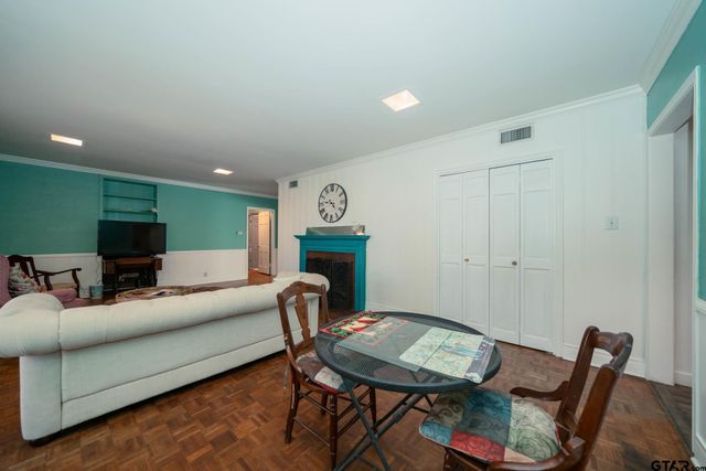 702 El Paso St., Jacksonville, TX 75766