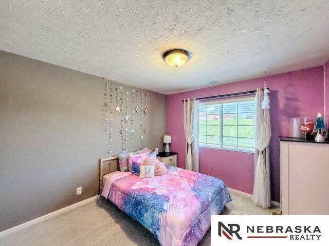 4502 S 199th Avenue, Omaha, NE 68135