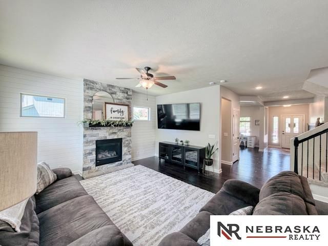 4502 S 199th Avenue, Omaha, NE 68135