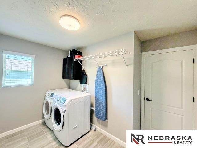 4502 S 199th Avenue, Omaha, NE 68135