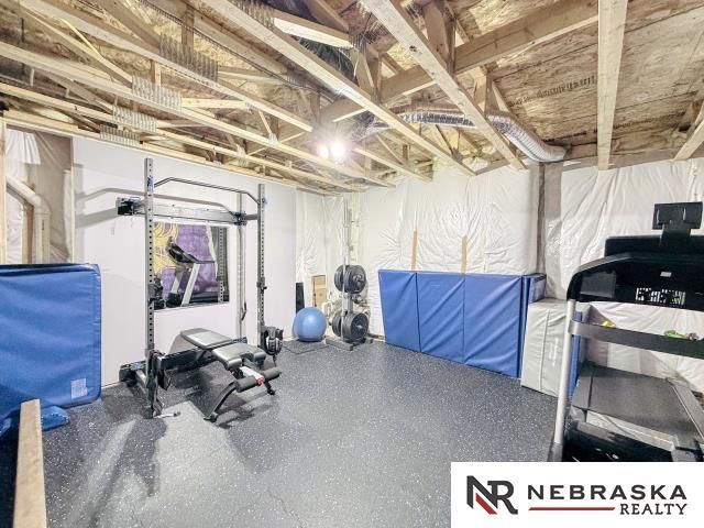 4502 S 199th Avenue, Omaha, NE 68135