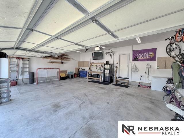 4502 S 199th Avenue, Omaha, NE 68135