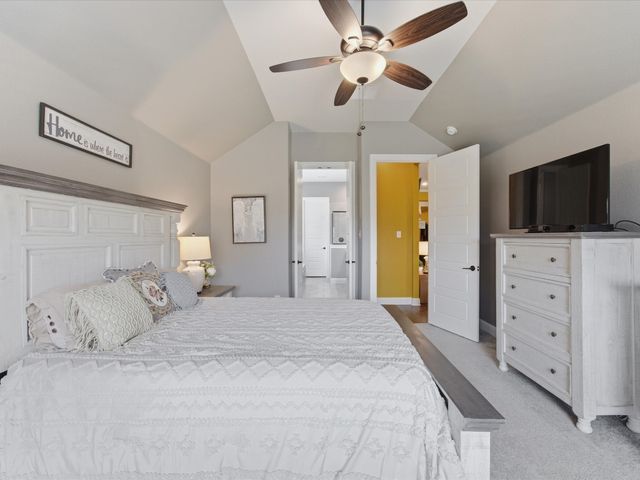 135 Crockett Drive, Waxahachie, TX 75165