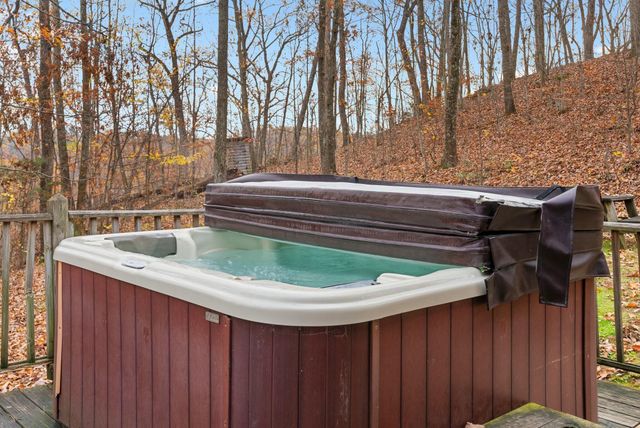 1704 Chop Chestnut Road, Stanton, KY 40380