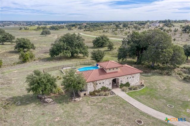 634 Strada Luca, Florence, TX 76527