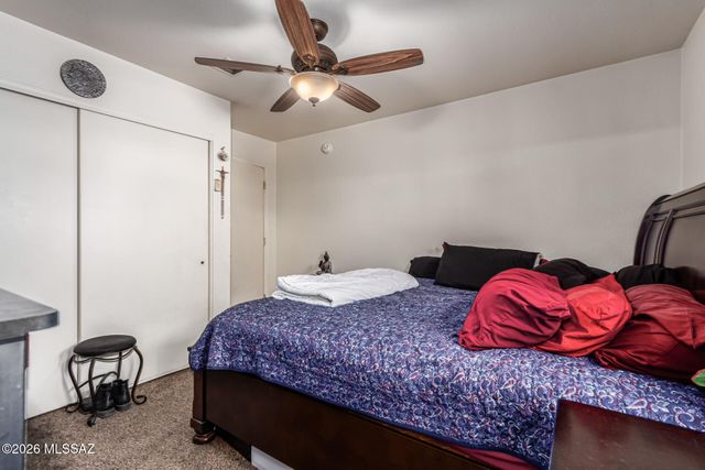 2595 E Warwick Castle Lane, Tucson, AZ 85706