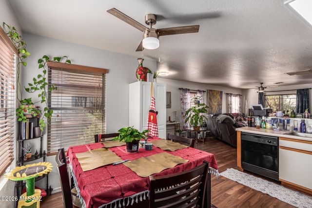 2595 E Warwick Castle Lane, Tucson, AZ 85706