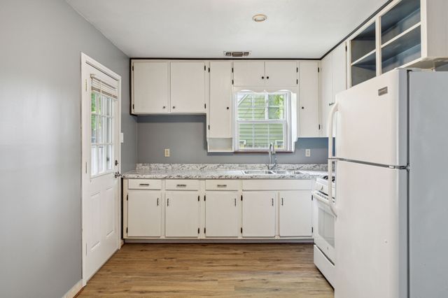 1424 Knight Street, Denton, TX 76205