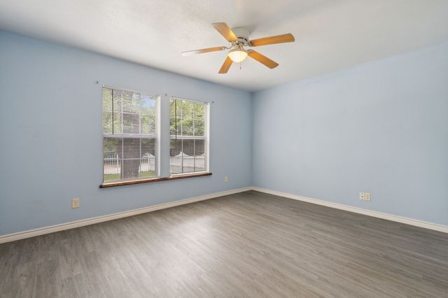 1424 Knight Street, Denton, TX 76205
