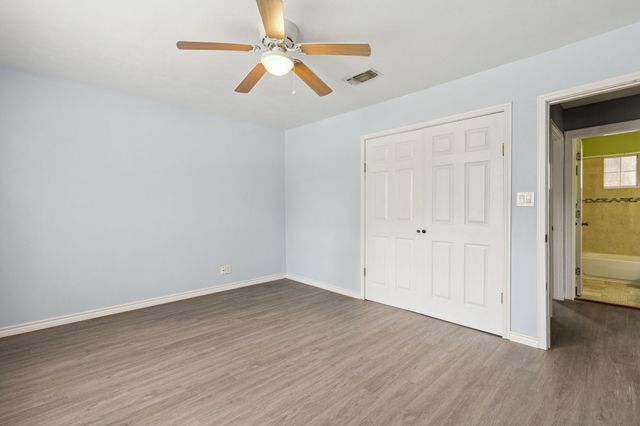 1424 Knight Street, Denton, TX 76205