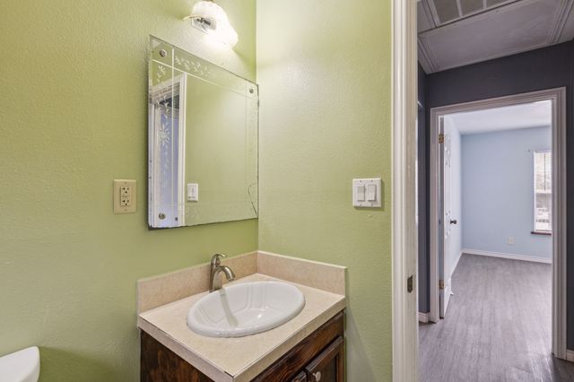 1424 Knight Street, Denton, TX 76205
