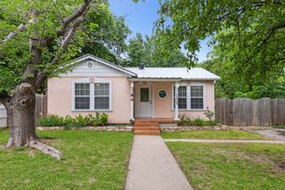 1424 Knight Street, Denton, TX 76205