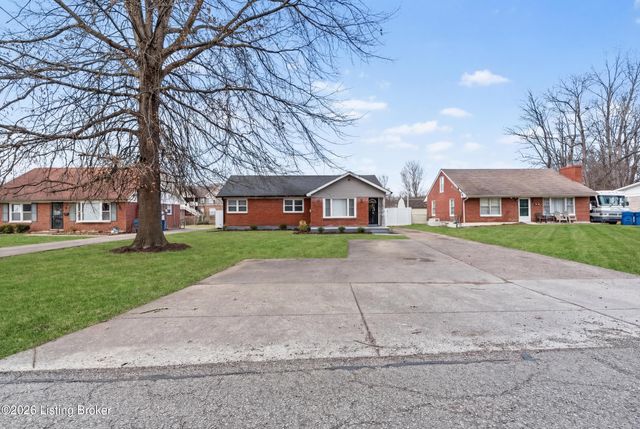 4342 Lynnview Dr, Louisville, KY 40216