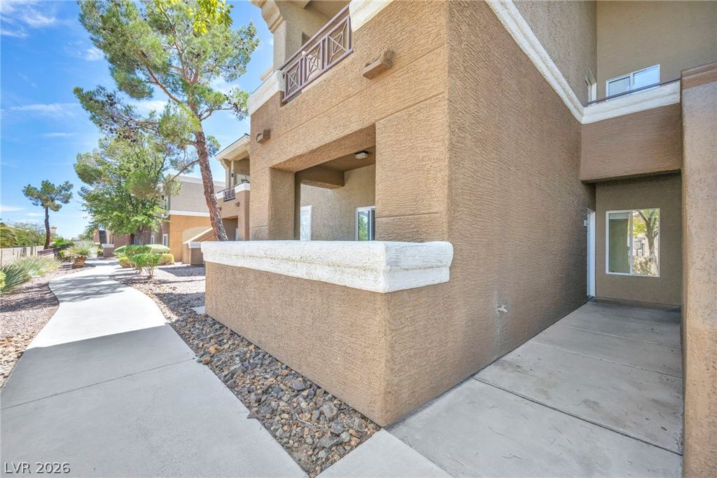 8070 West Russell Road 1060, Las Vegas, NV 89113 — exterior