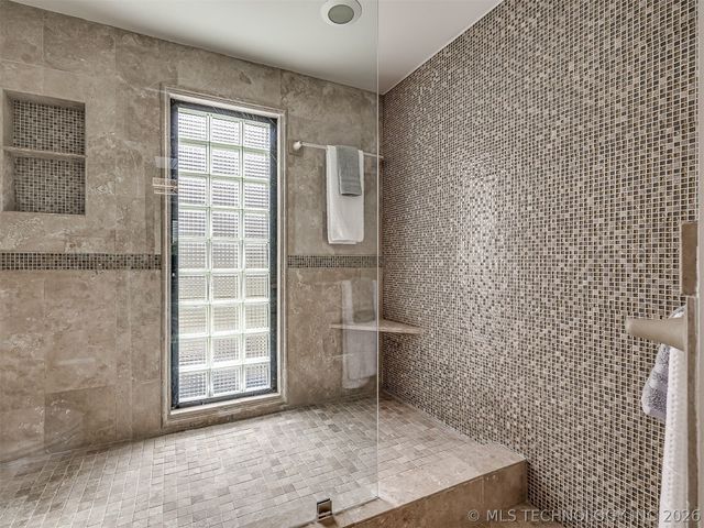 2417 Stonewall Drive, Bartlesville, OK 74006