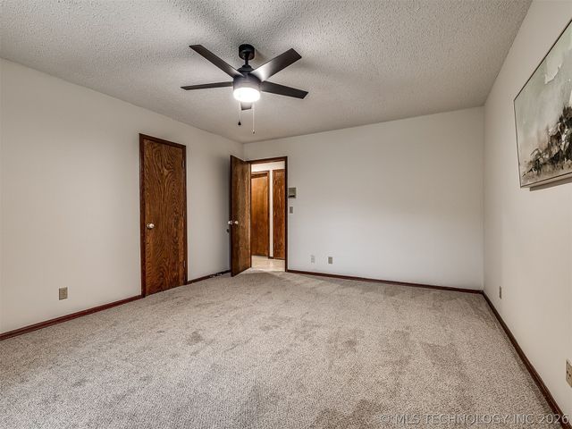 2417 Stonewall Drive, Bartlesville, OK 74006