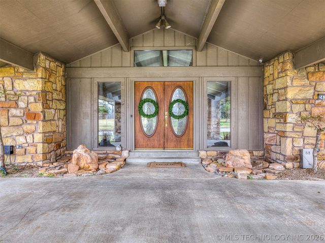 2417 Stonewall Drive, Bartlesville, OK 74006