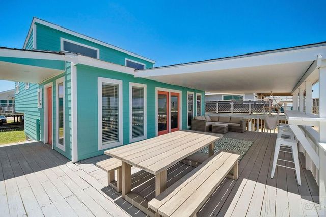 12911 Gulf Beach Drive, Treasure Island, TX 77541