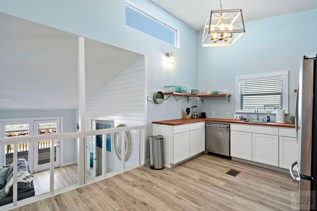 12911 Gulf Beach Drive, Treasure Island, TX 77541