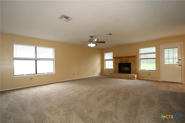1802 Mattie Drive, Copperas Cove, TX 76522