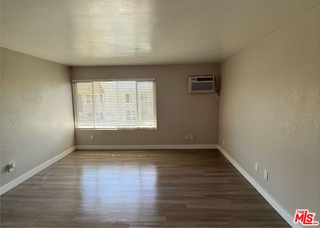 1251 N Placentia Avenue, Anaheim, CA 92806