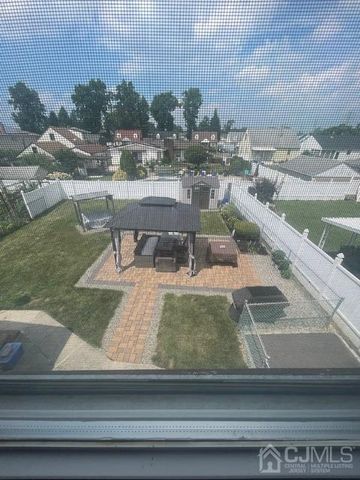 1160 Roosevelt Avenue, Carteret, NJ 07008