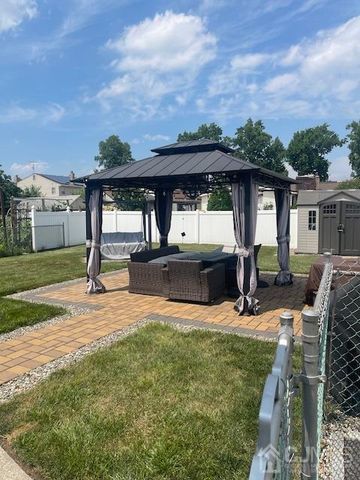 1160 Roosevelt Avenue, Carteret, NJ 07008