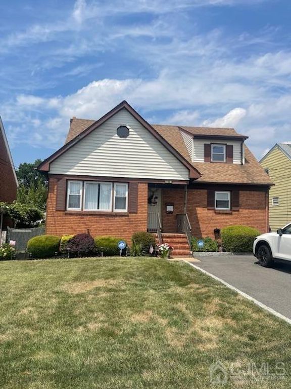 1160 Roosevelt Avenue, Carteret, NJ 07008